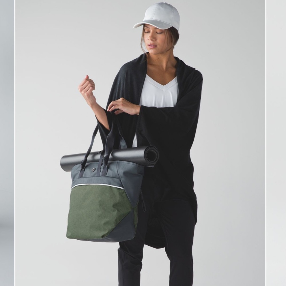 Lululemon Everything Large Shoulder Tote Bag
